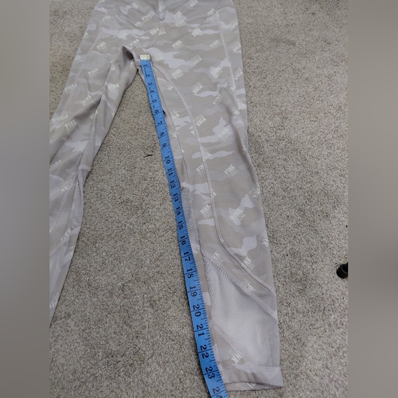 Pink Patterned Leggings in Beige and White Size S - Picture 2 of 8